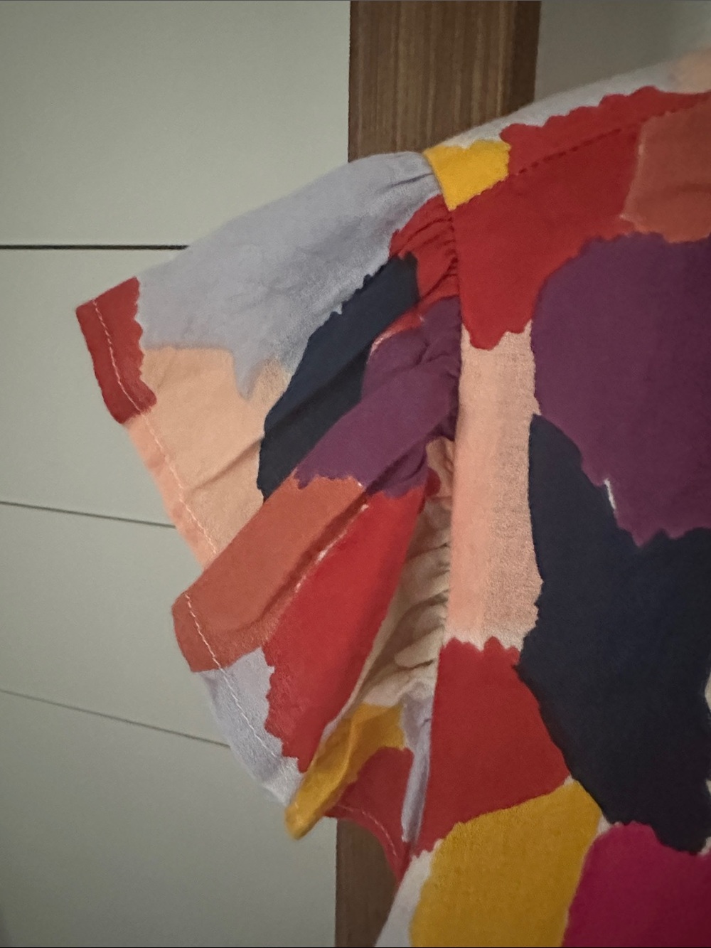 THML Multicolor Abstract Ruffle Neck Blouse - Picture 5 of 6